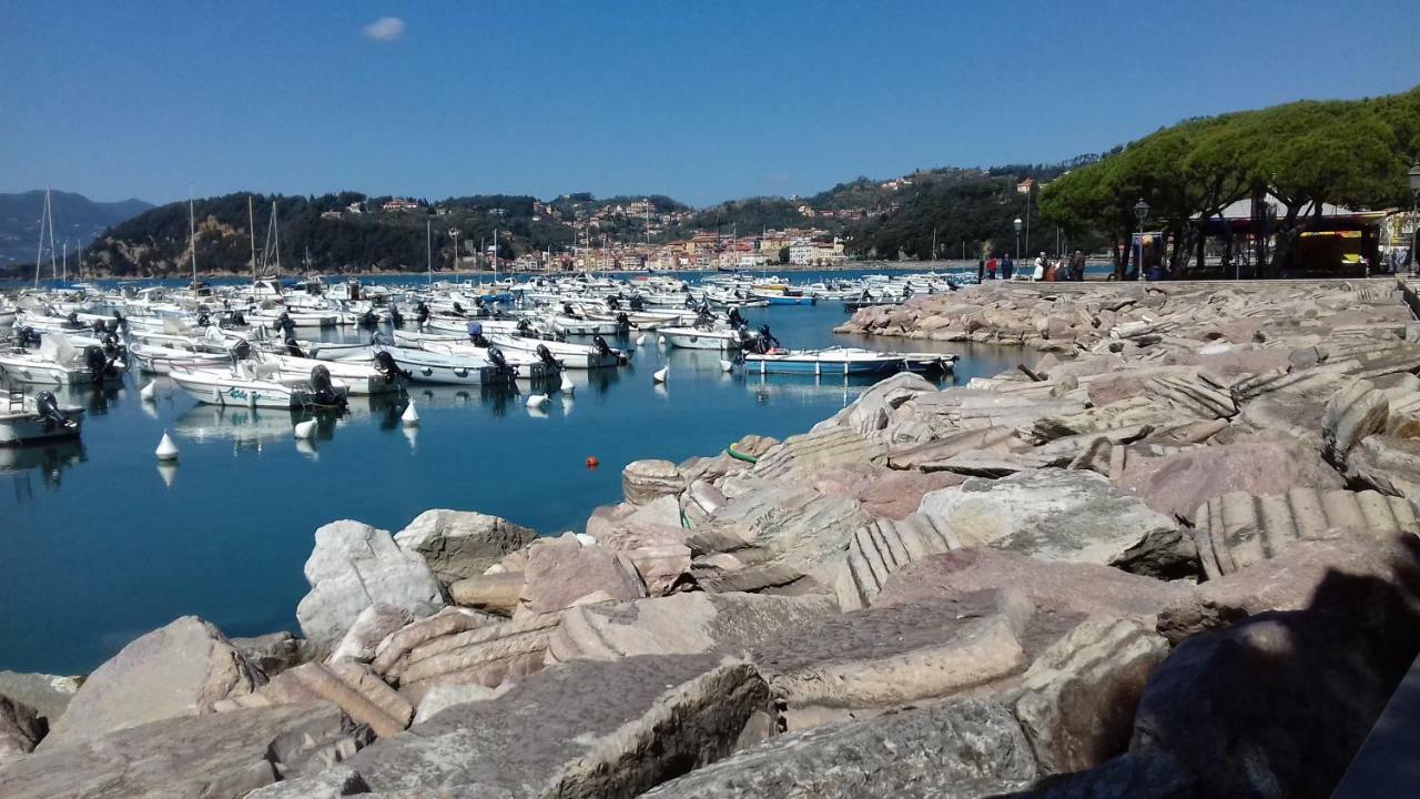 Ca Di Ale Hotel Lerici Exterior photo